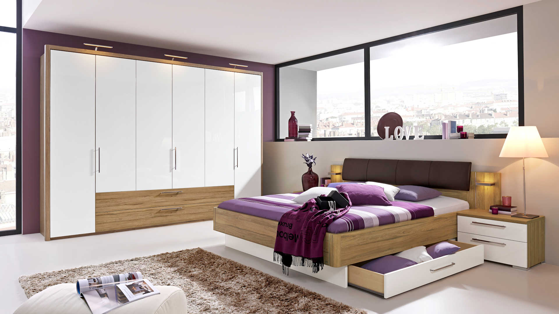 Schlafzimmer Z18099 - Hochglanz weiß mit Holzoptik