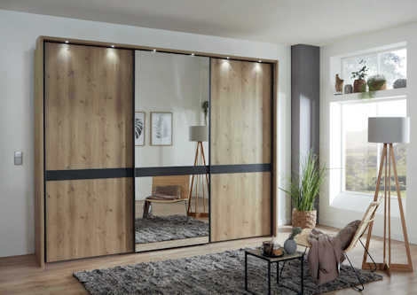 geräumiger moderner Kleiderschrank Z22054-1