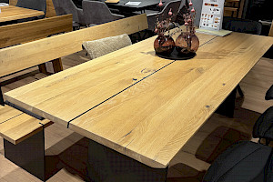 Zweigl Wangenesstisch