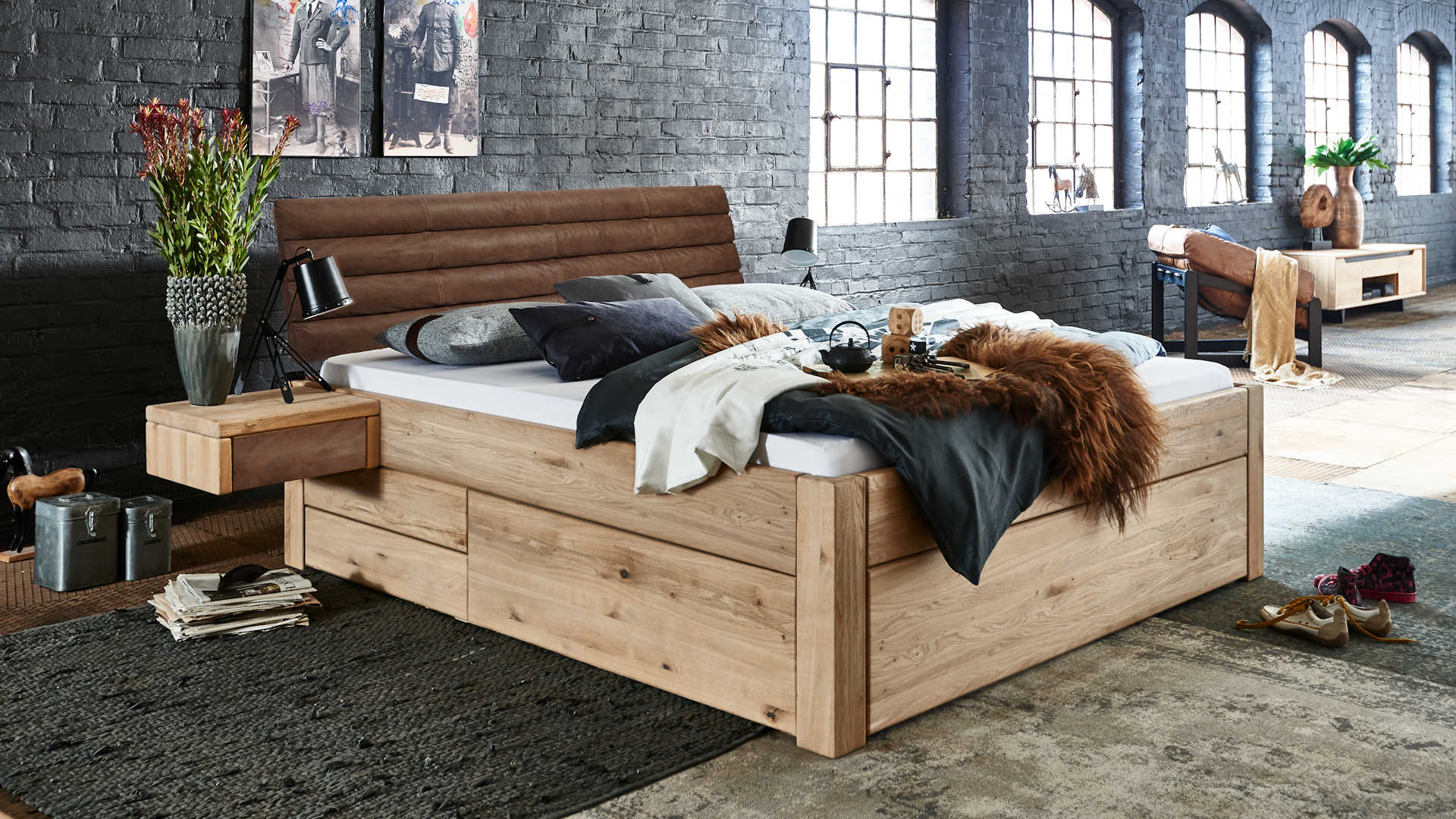 Massivholzbett Z22369-2 - mit Bettkasten, 180x200cm