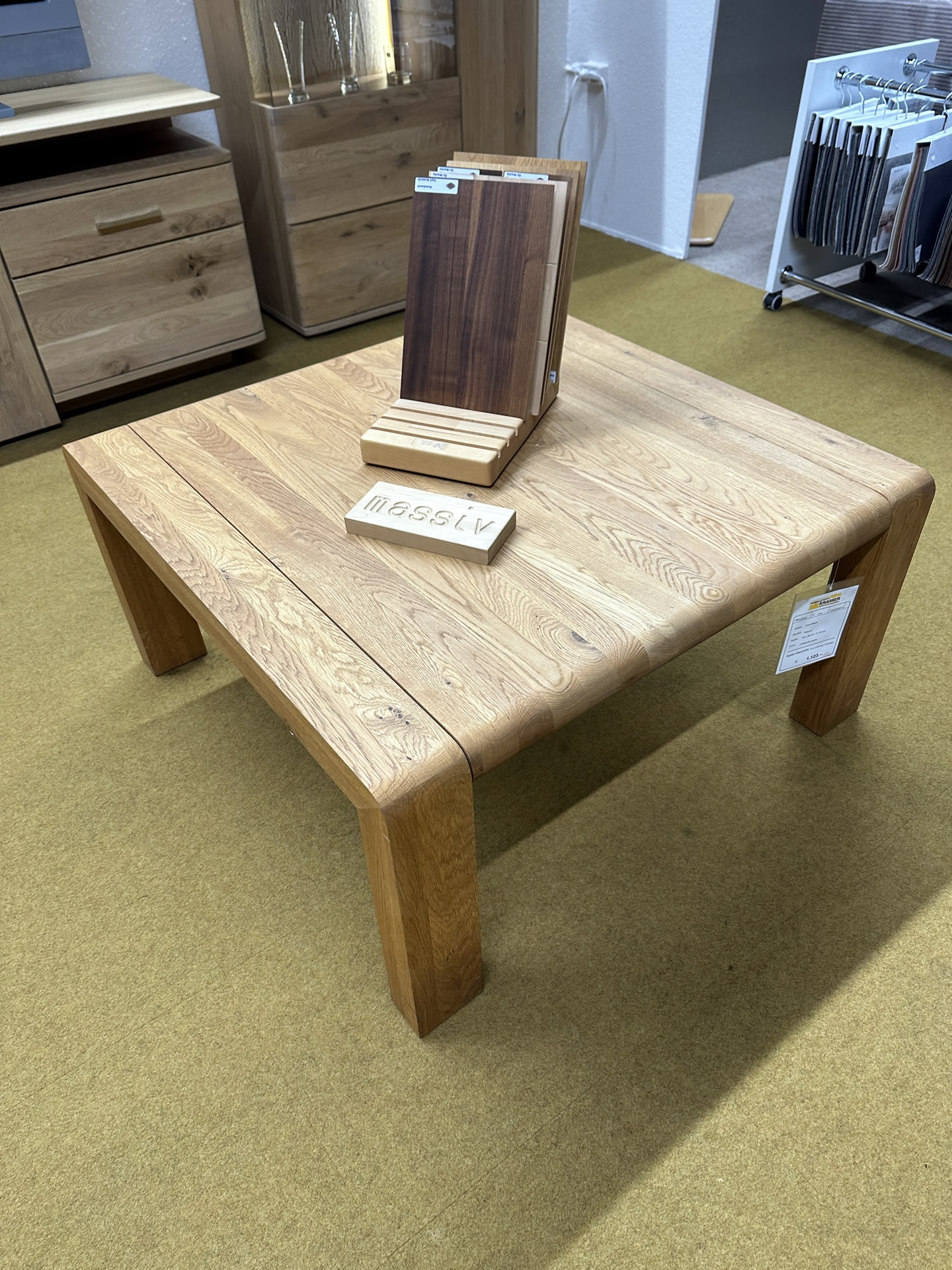 Couchtisch Hanna, vollmassiv