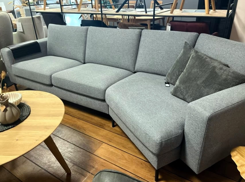 Wohnlandschaft Sofa Garnitur mit Kuschelecke